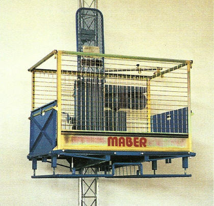 Small Goods Hoist from Maber 